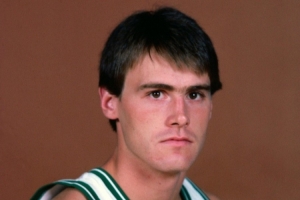 开云体育-卡莱尔：球员时期我在绿军 当时红衣主教拿了9冠但总共就7个战术