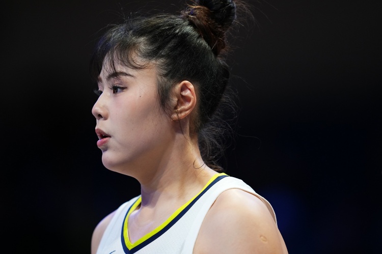 开云体育-李月汝谈20分生涯新高：就是做好每一件小事情 感谢队友为我加油