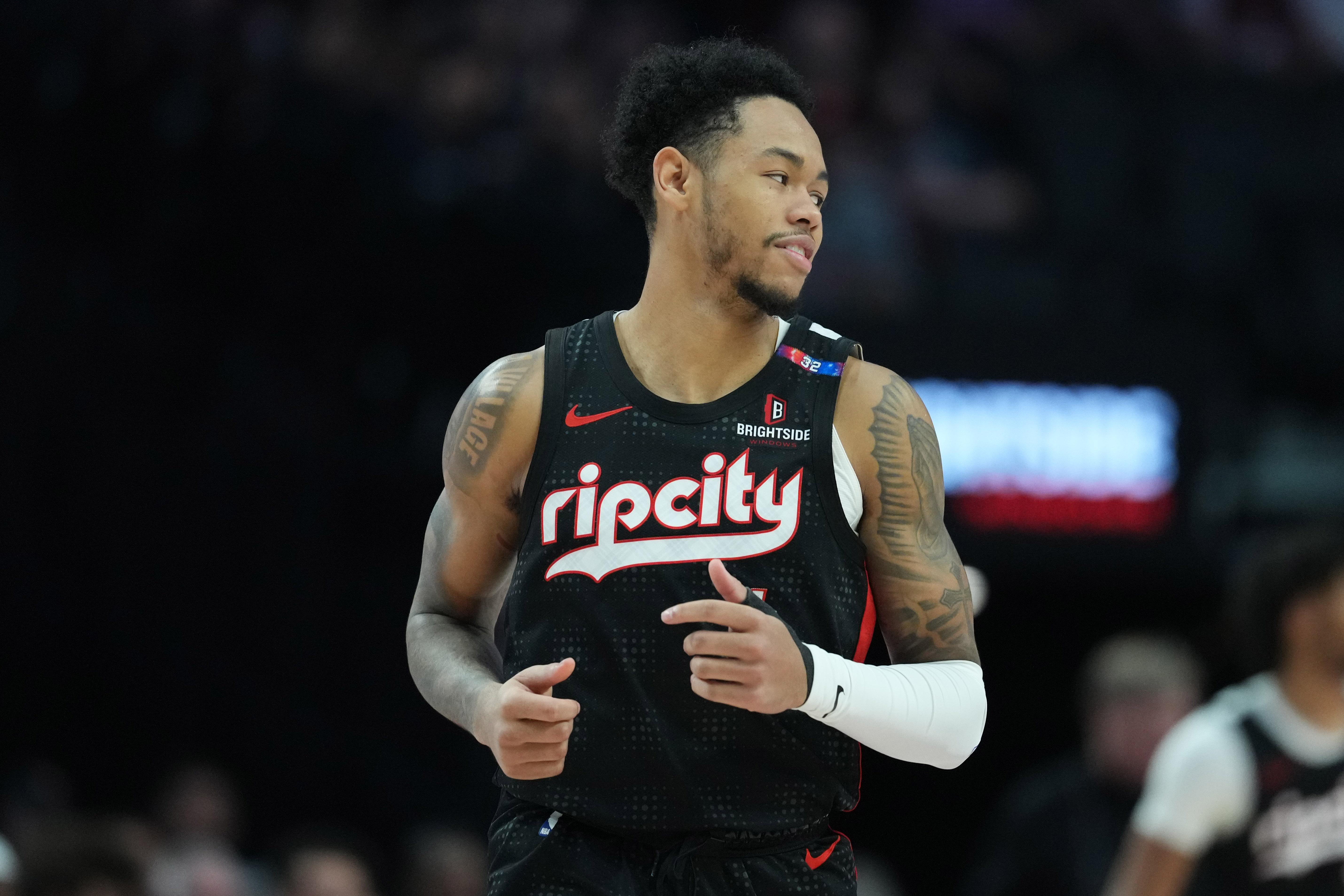 开云app-美记:76人和掘金对凯尔特人后卫安芬尼-西蒙斯有兴趣