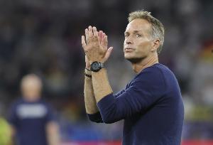 官方入口-尤尔曼德:执教勒沃库森我深感荣幸 对塑造药厂的未来充满动力