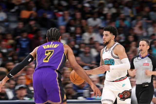 官方入口-湖人两大弃将变灰熊板凳利器！佩总干了多少昏招？