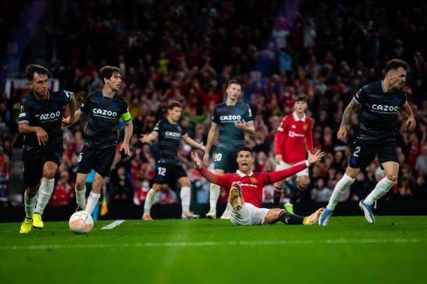 开云app-林良锋：C罗状态不佳，曼联阵地战拉胯又吃裁判暗亏