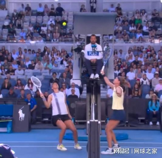 体育平台-斯瓦泰克再陷八爪鱼干扰球争议风波，吴易昺燃尽惜败赛后抽筋倒地