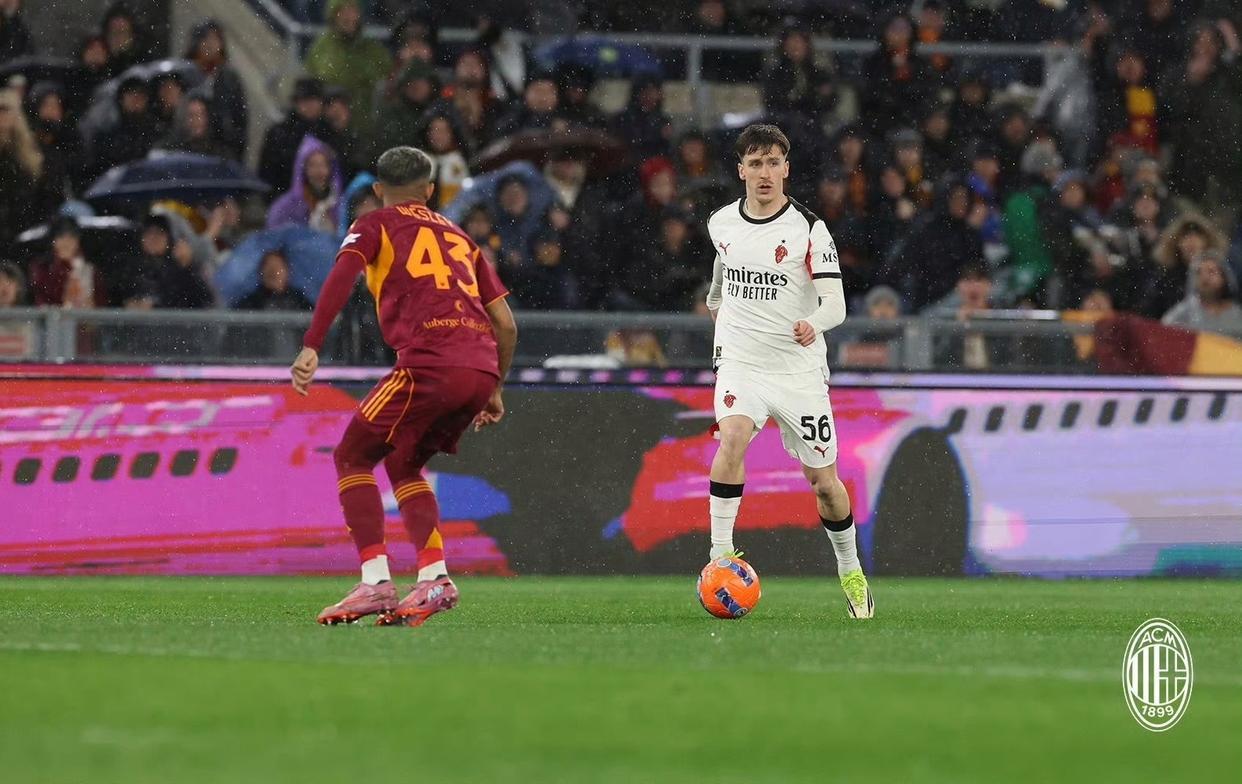 官方入口-又一个巴尔泰萨吉？米兰21岁右翼卫进步明显，成萨56合格轮换