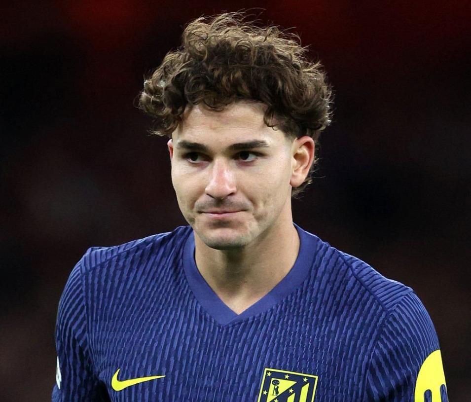 官方入口-11球5助攻！曝阿尔瓦雷斯主动示好巴萨，小蜘蛛为啥不想去阿森纳