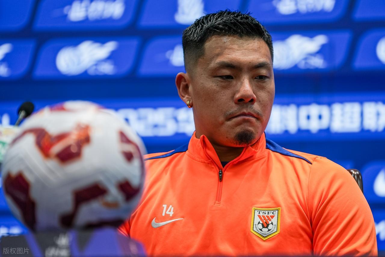 官方入口-大变动！山东泰山接连清洗4大功勋老将，唯有一人不敢放他离队